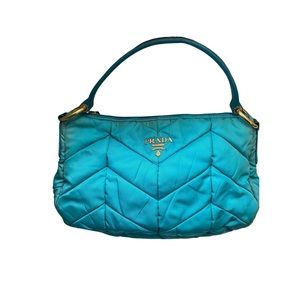 Prada puffer handbag in blue